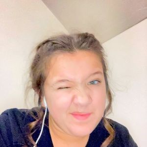 Meet your Posher, Brianne